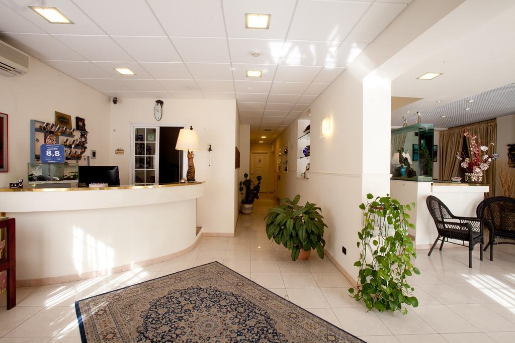 Hotel Il Gatto Rapallo Bagian luar foto